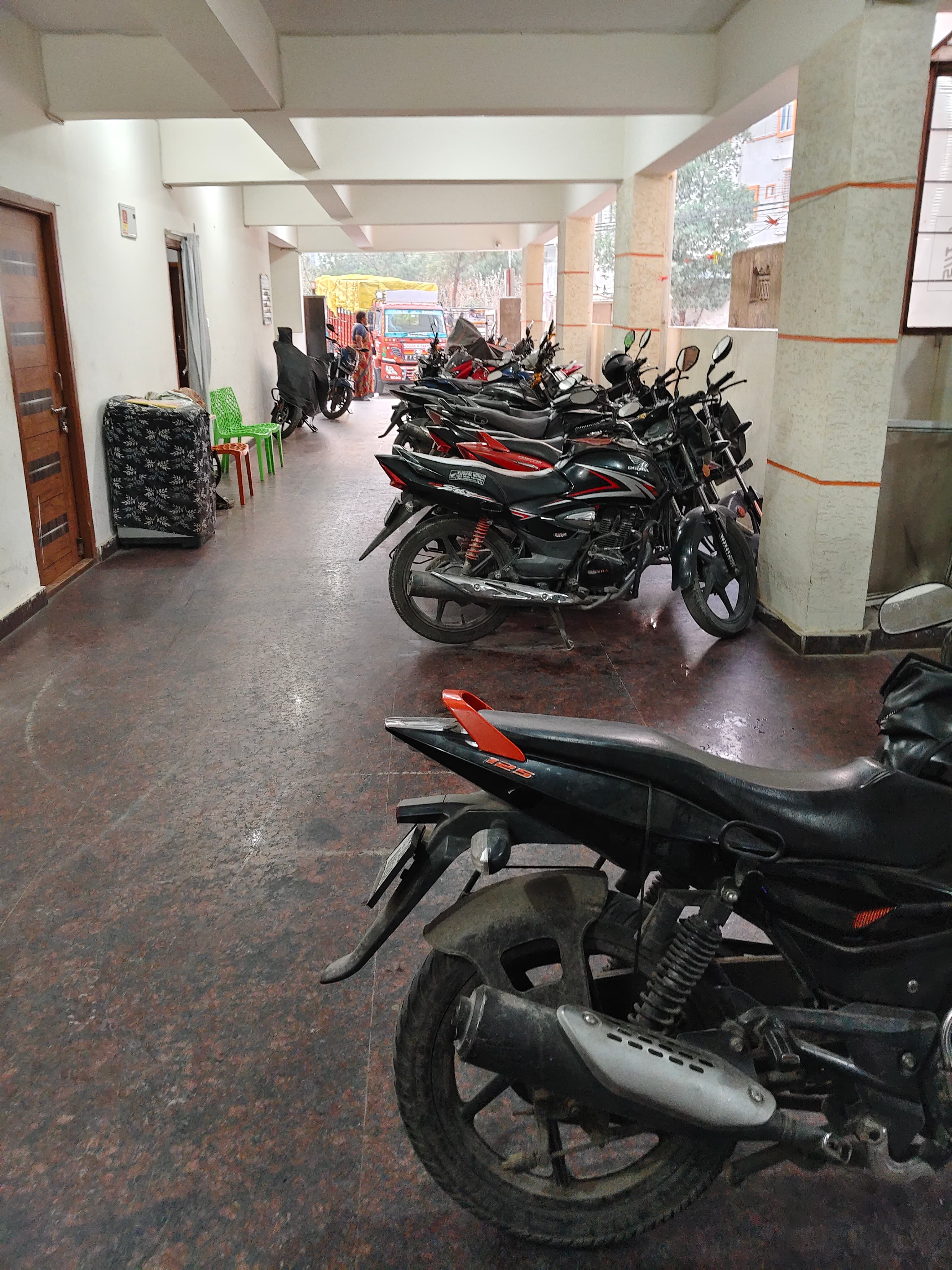 Sri Sadguru Sai Co-Living & Men's PG view 2