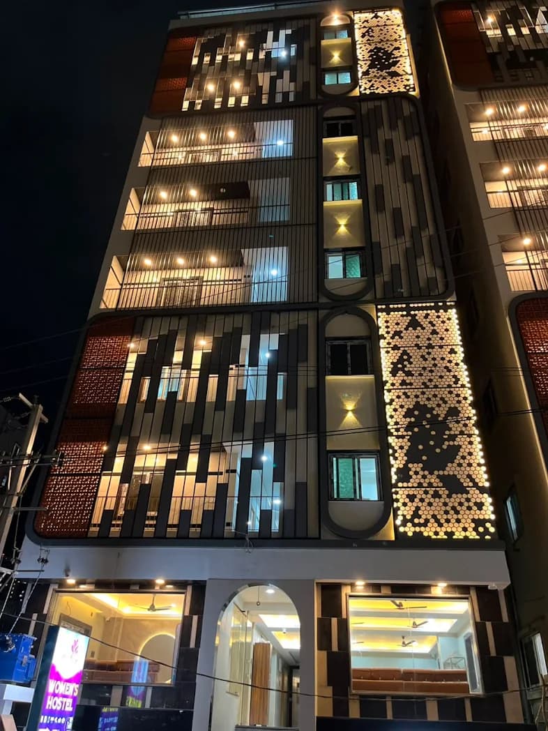 Viora Lavish_Executive_Women's Pg – PG in Kokapet, Hyderabad
